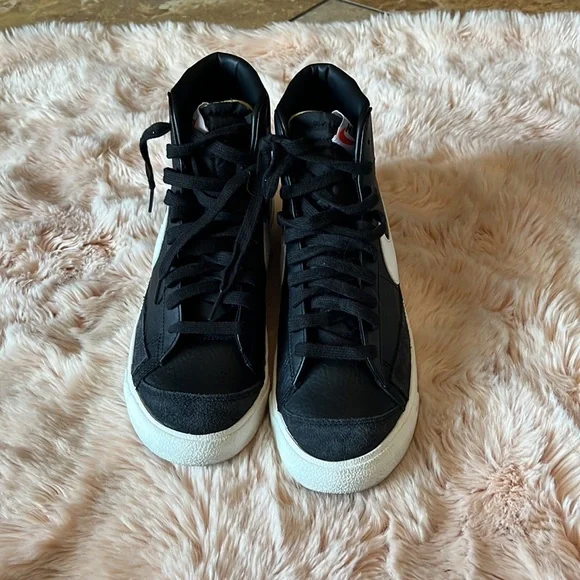 Blazer Mid Vintage Suede 'Black - Picture 2 of 7